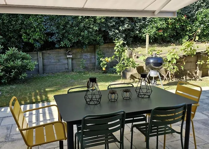 Holiday Home For Families Close To Shops And Beach
